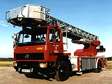 COMPUTER INTEGRATED TURNTABLE LADDER